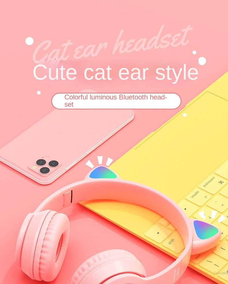 P47M Fone de ouvido sem fio Flash Light Cute Cat Ears Fone com controle de microfone LED Stereo Music Helmet Phone Bluetooth Headset Gift